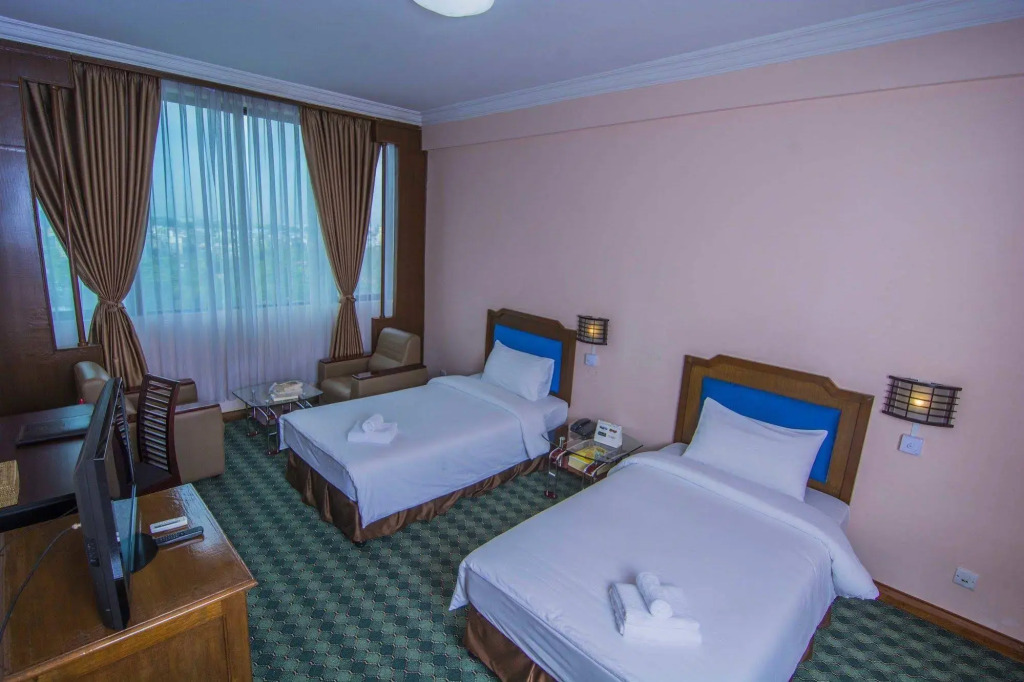 Asia Plaza Hotel