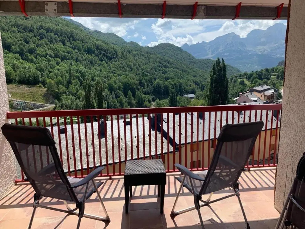 Soleado apartamento en Panticosa, a 50 m. del telesilla