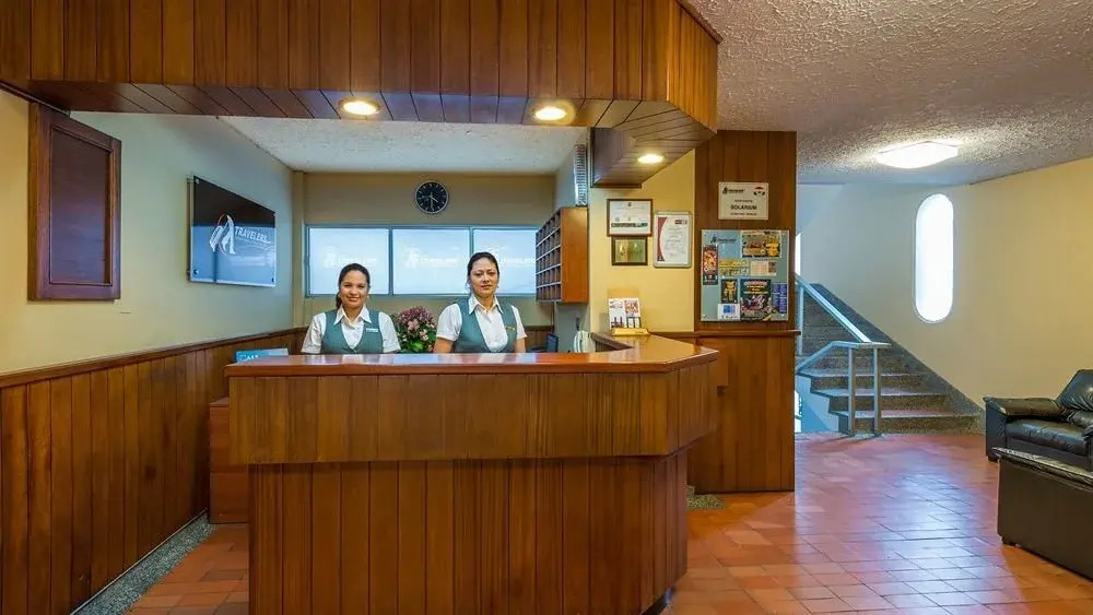 Travelers Suites Edificio Rayda