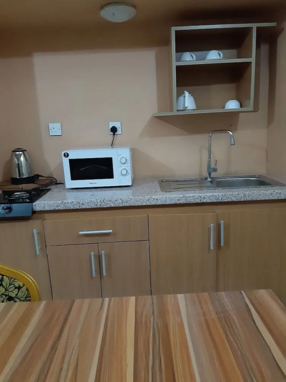 Goddis Apartments
