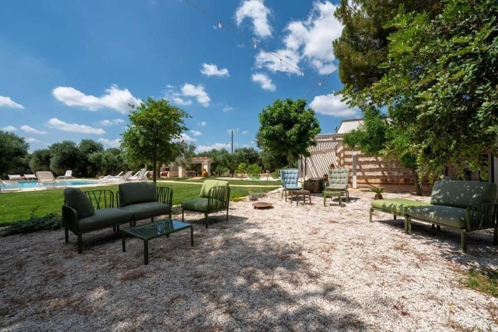 La Favorita Holiday House with pool