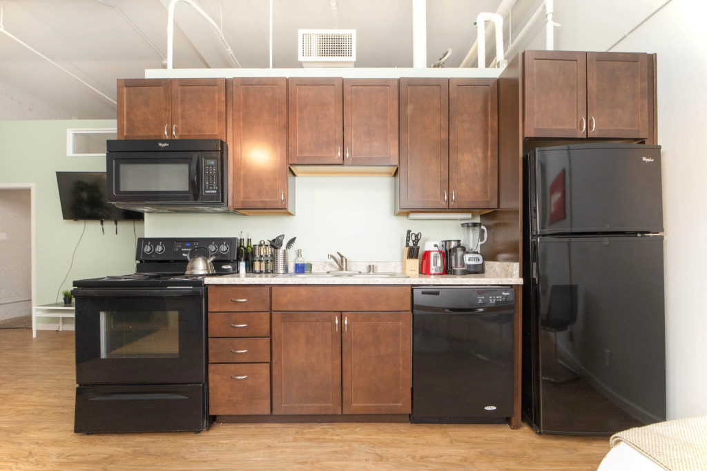 Downtown Denver 2BR Apartment | Open Plan