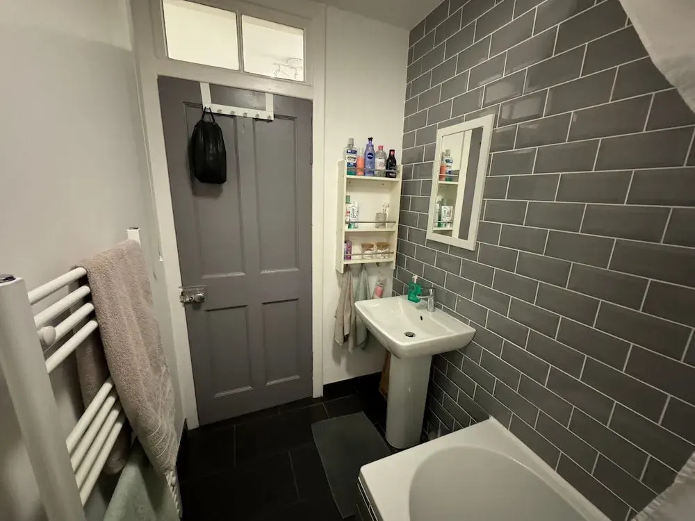 Stirling Haven: Charming 3B Apt In City Centre