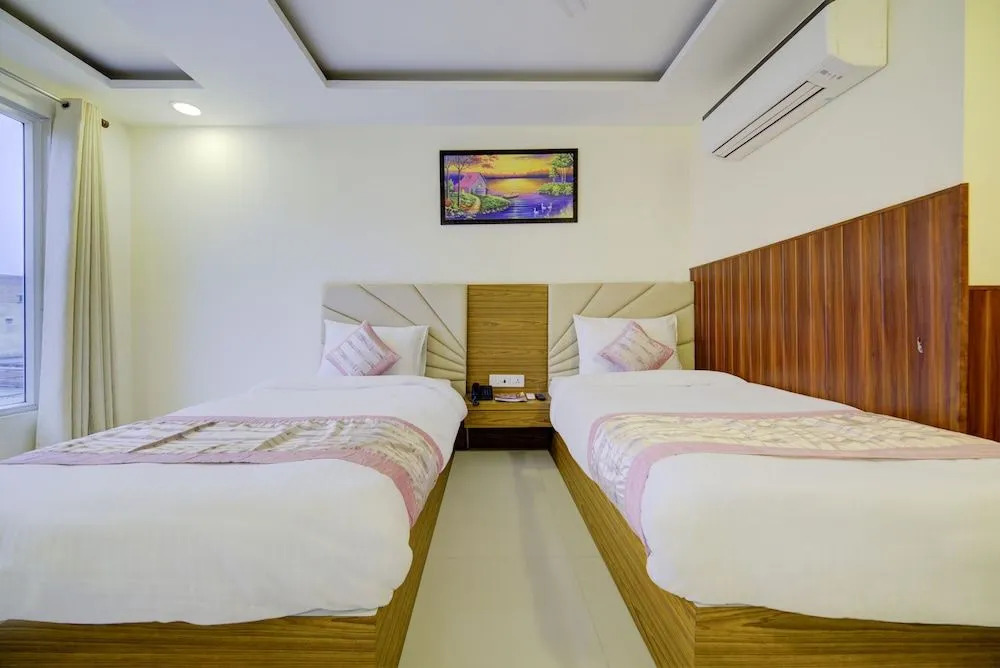 The Hosteller Delhi, International Airport