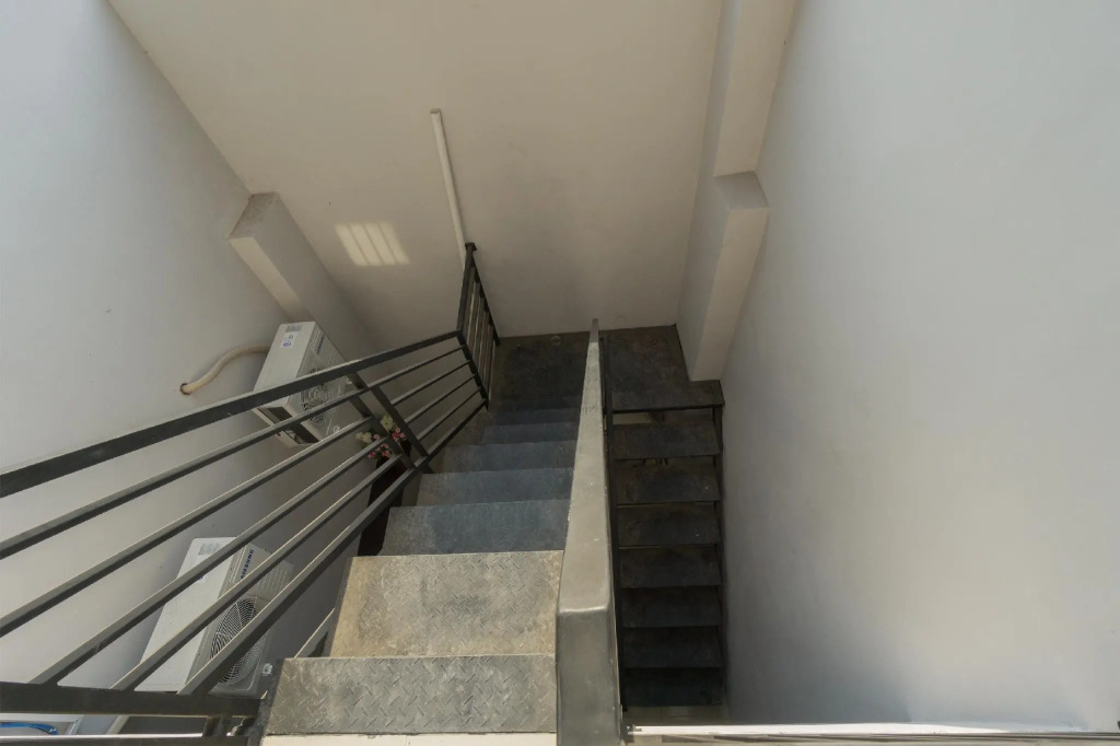 OYO 1542 Yessy Mansion