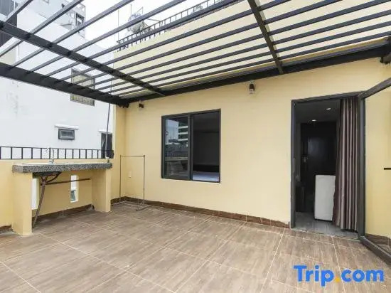 SAM Hotel and Apartment Danang - 150m to the beach & 200m to An Thuong area