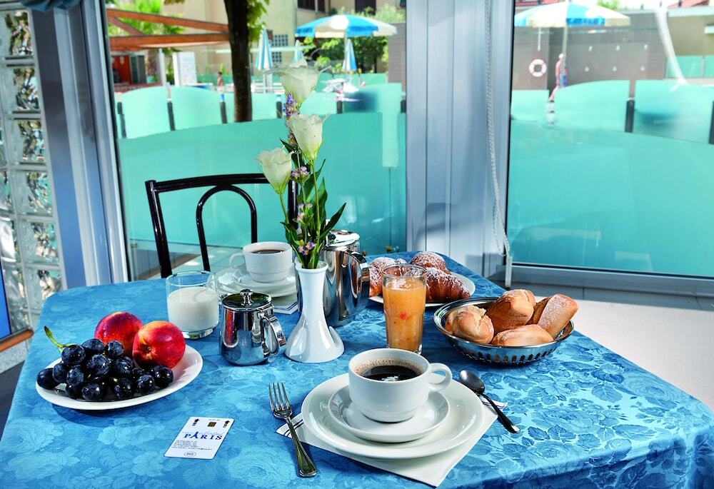 Hotel Paris Resort