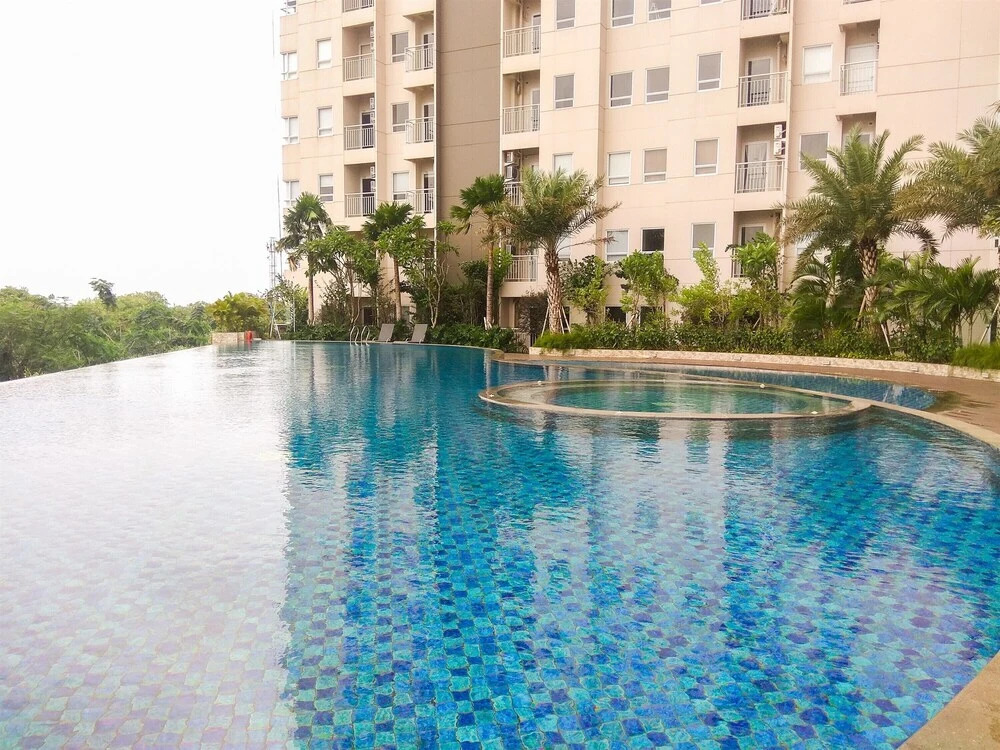 Modern And Spacious Studio Apartment At Mustika Golf Residence