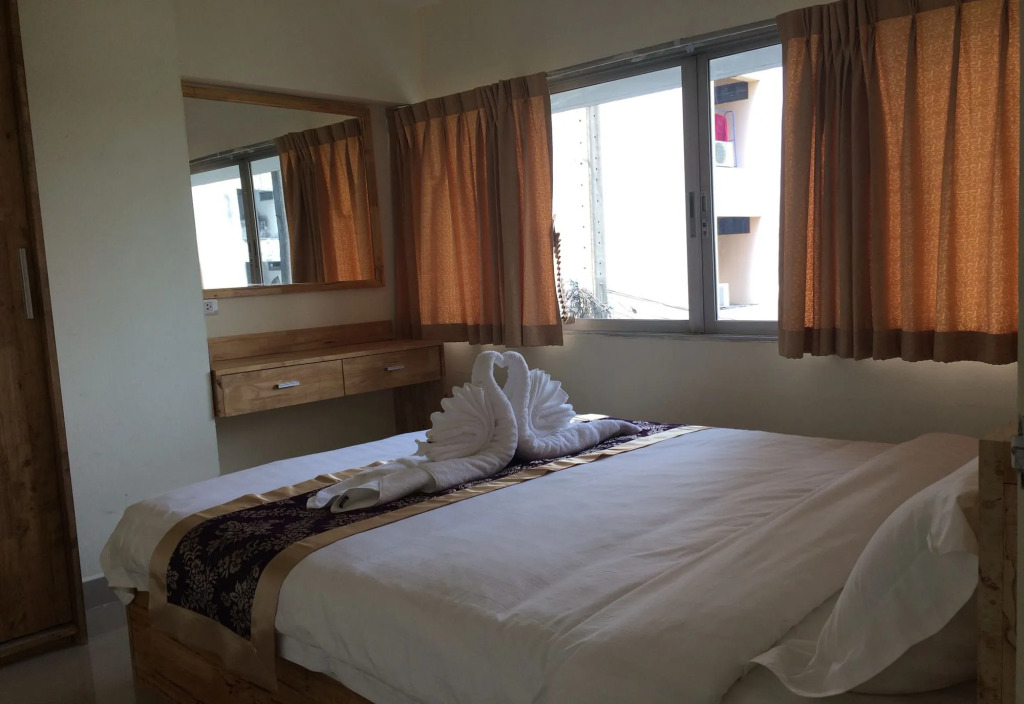 LHotel Bangkok