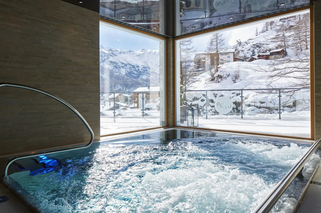 La Vue Luxury Living Apartments