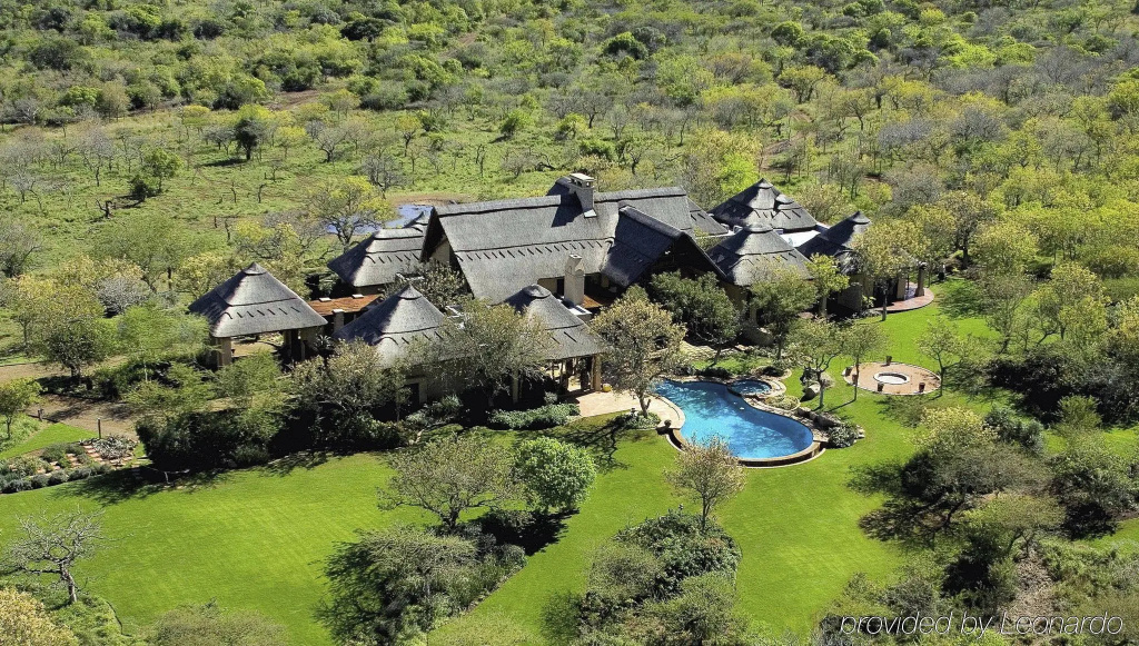 Thanda Safari