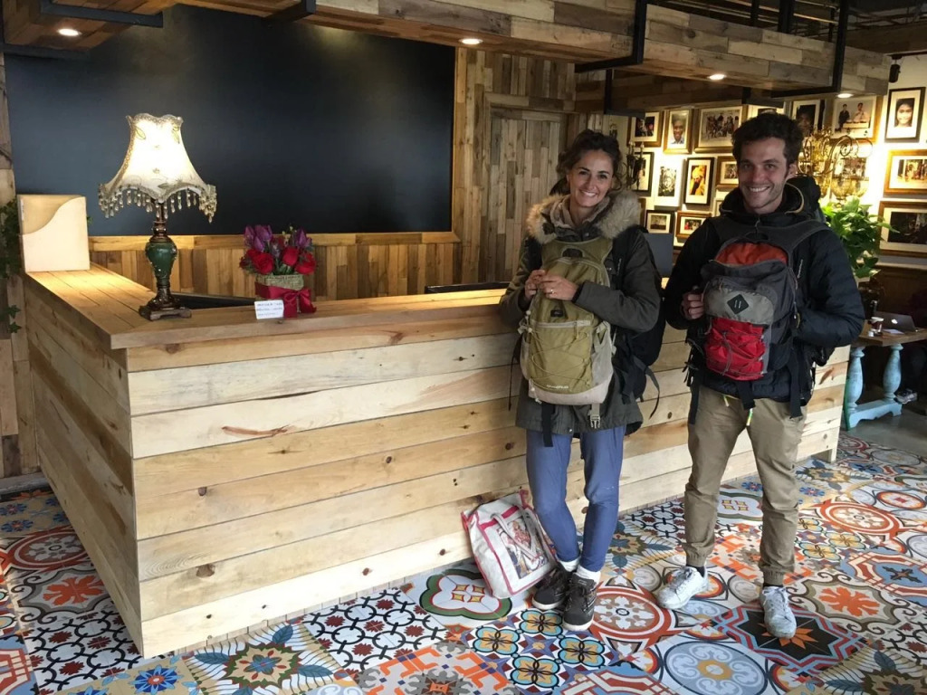 SONDERIA Lazybones Hostel