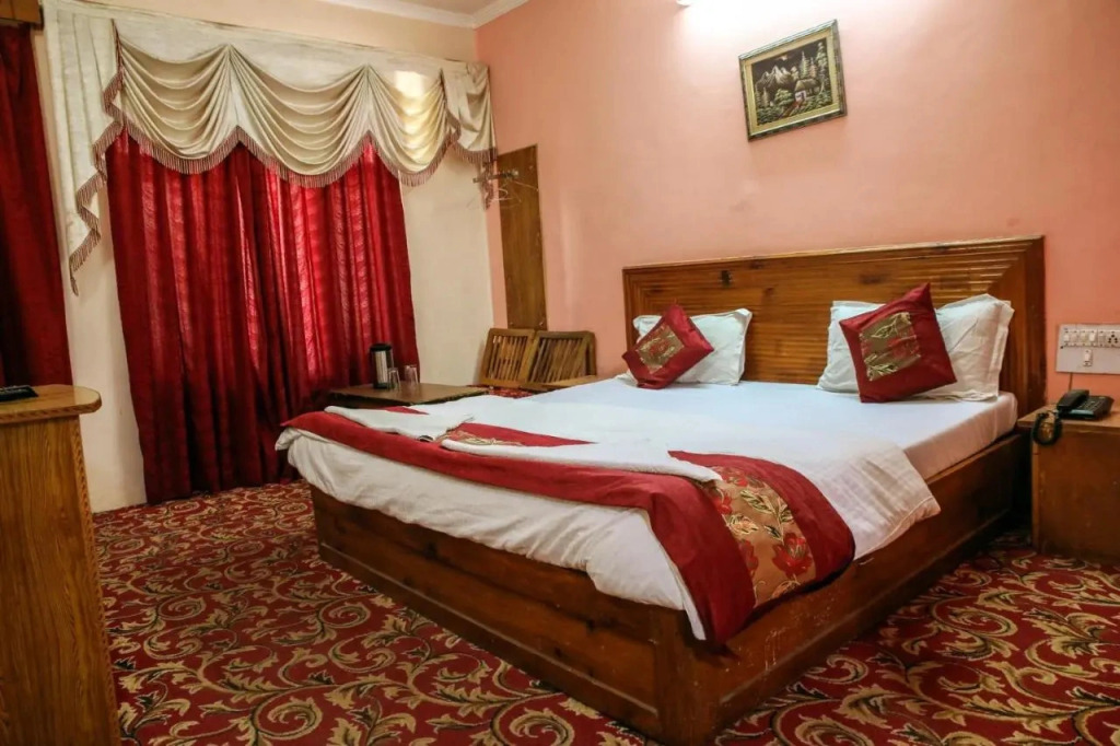 Hotel Century Gangri