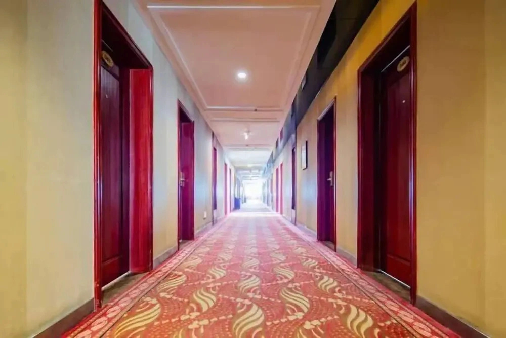 Qingyang Xuxing Pearl Hotel
