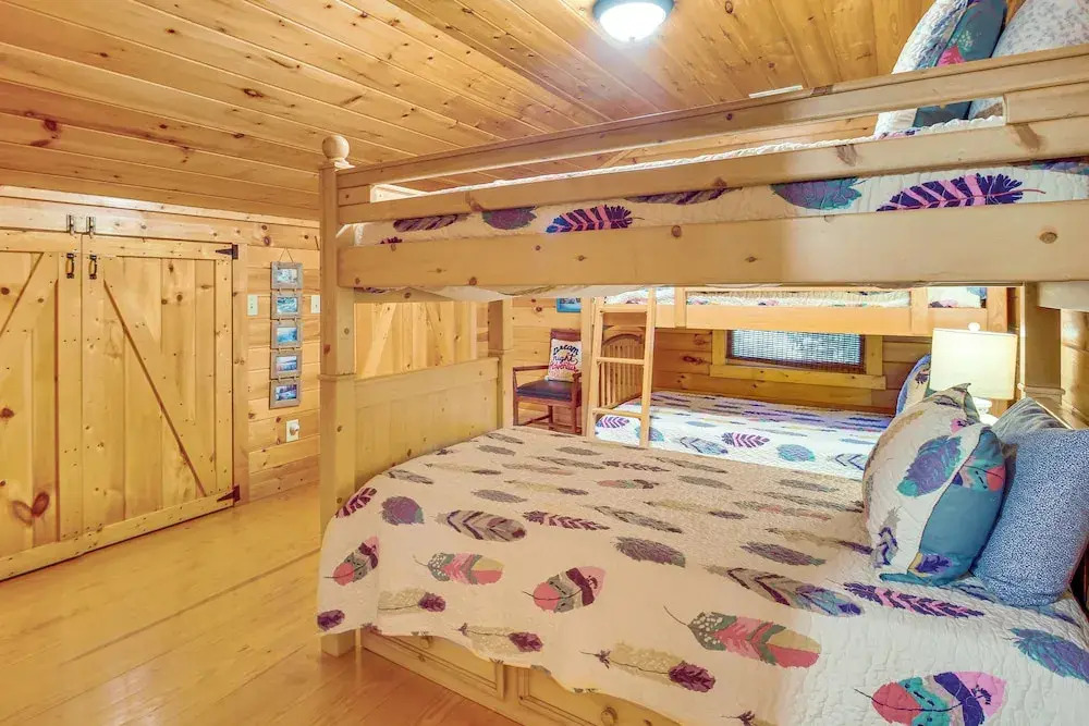 Serene Riverfront Escape in Ellijay, Georgia!