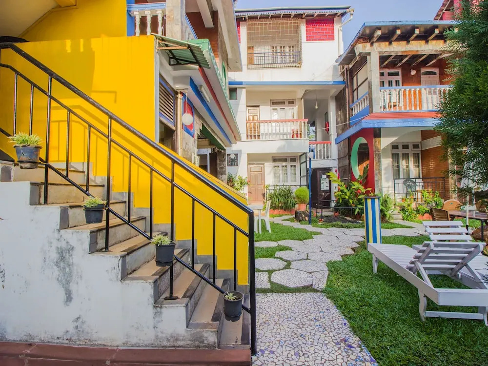 OYO 12902 Home Colourful Studio Home Candolim