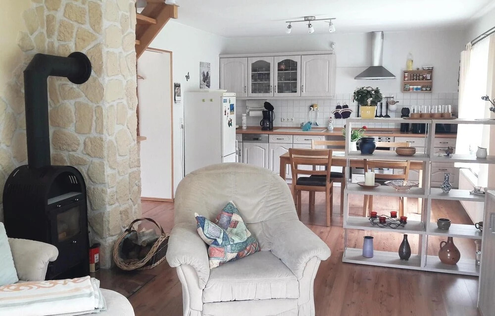 2 Bedroom Lovely Home In Alt Schwerin