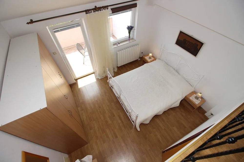 Apartments Ivona 6