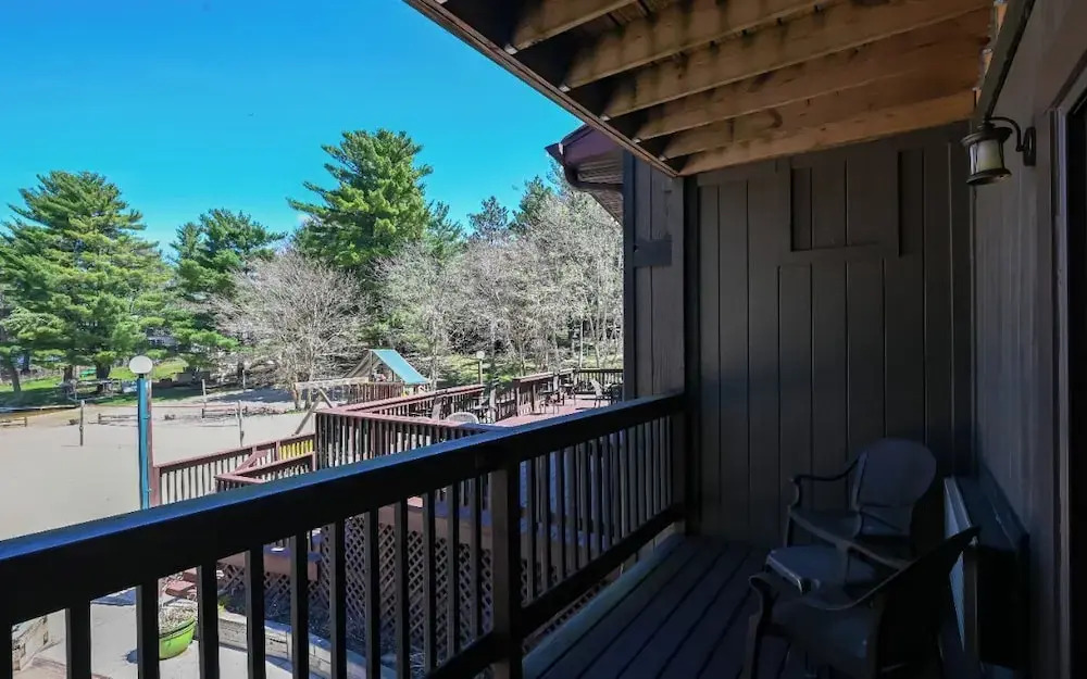Sunset Bay Resort & Suites