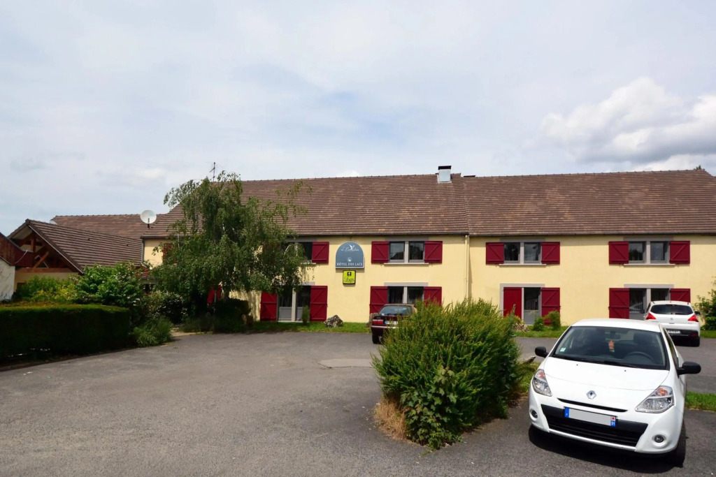 Logis - Hôtel & Restaurant des Lacs Paris Sud