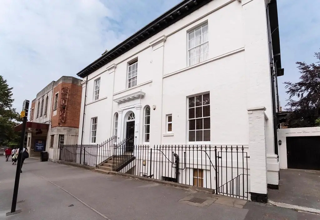 50A Clifton Garth