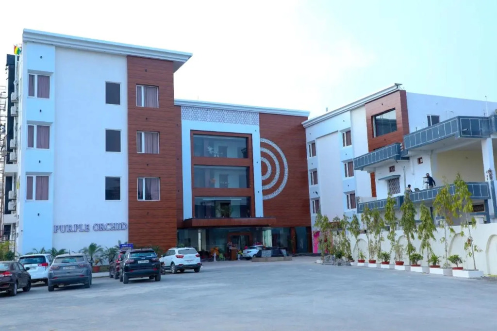 Hotel Purple Orchid