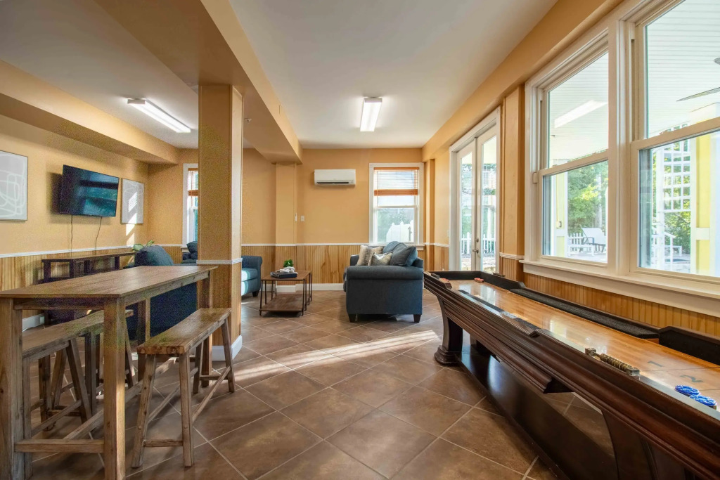 Walk to Beach, Pool+hot Tub, Game Room Captiva 5bdr Coco Mango by Avantstay