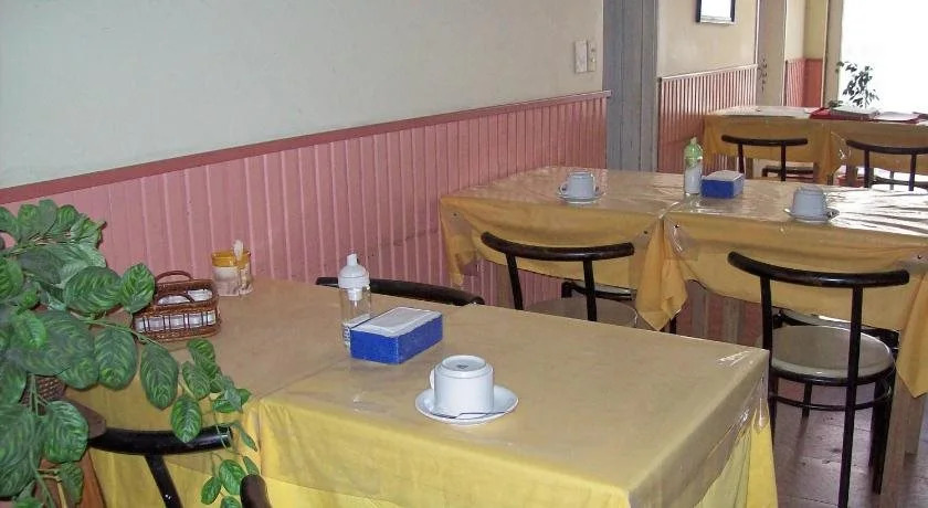 Hotel Perla Central