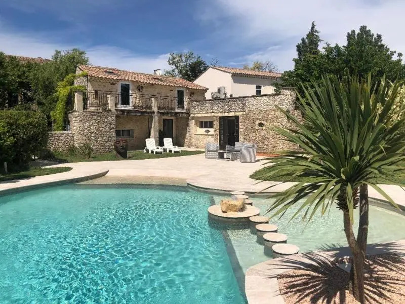 Logis Hotel Le Mas De Lily-Rose