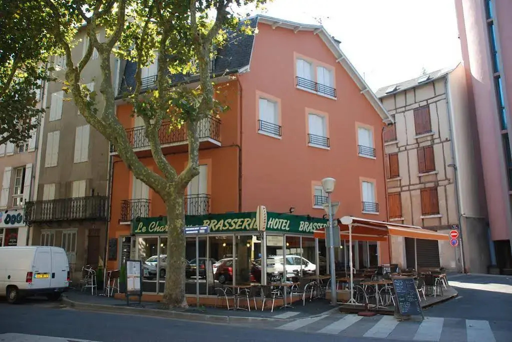 Le Charleston Hotel