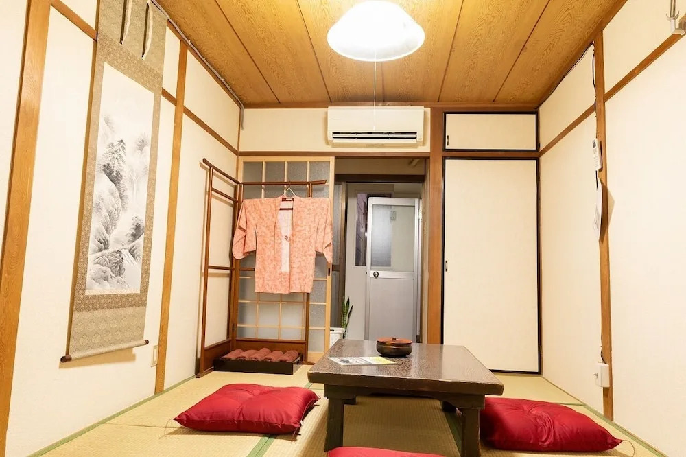 Kazu House