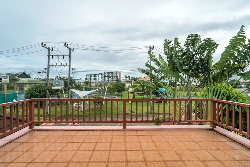 Chalong 99 Residence Villa
