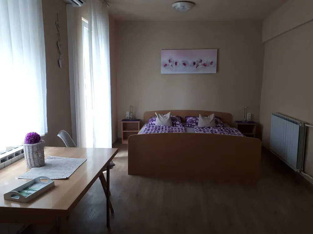 Guest House Tara