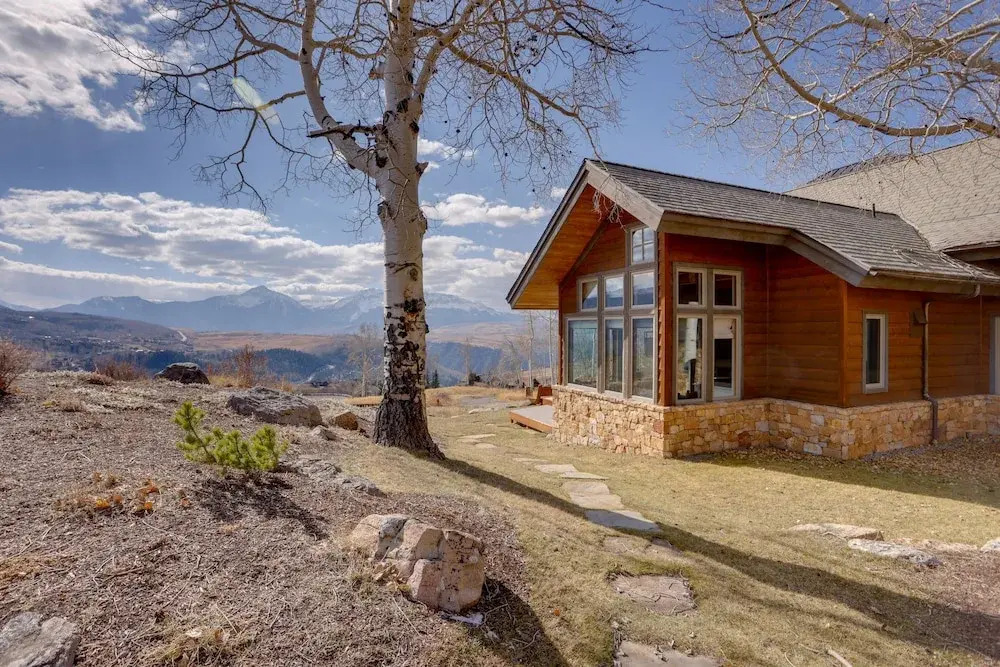 Telluride Mountain Chalet w/ Gym, Hot Tub & Views!