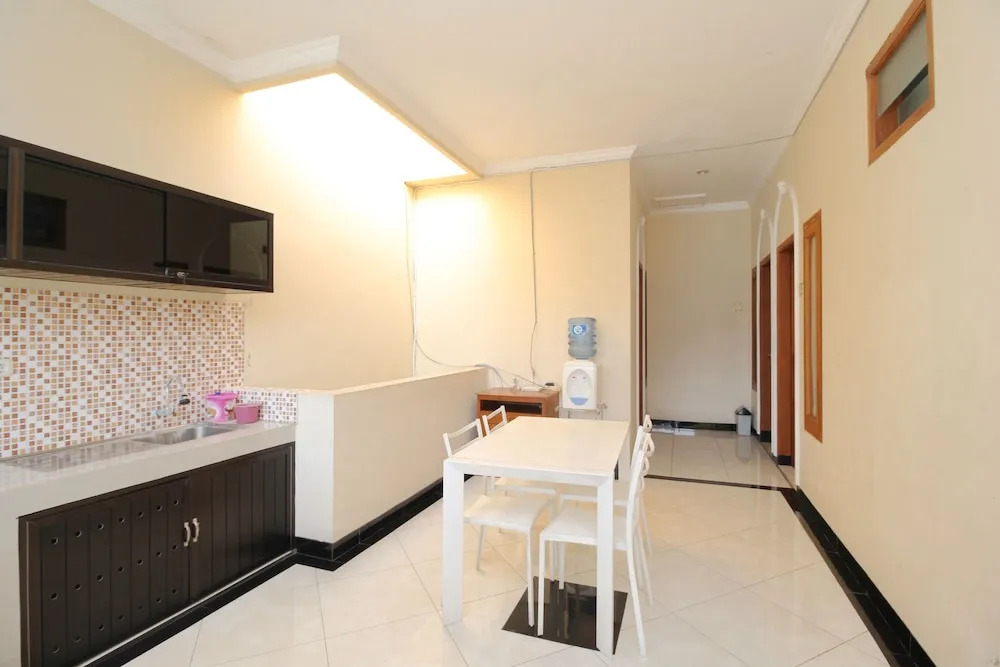 Airy Syariah Manahan Bangau Enam 8 Solo