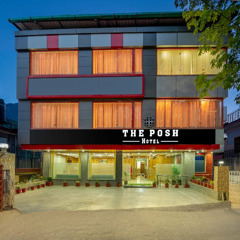 The Posh Hotel near Mall Road with Hassle Free Covered Parking