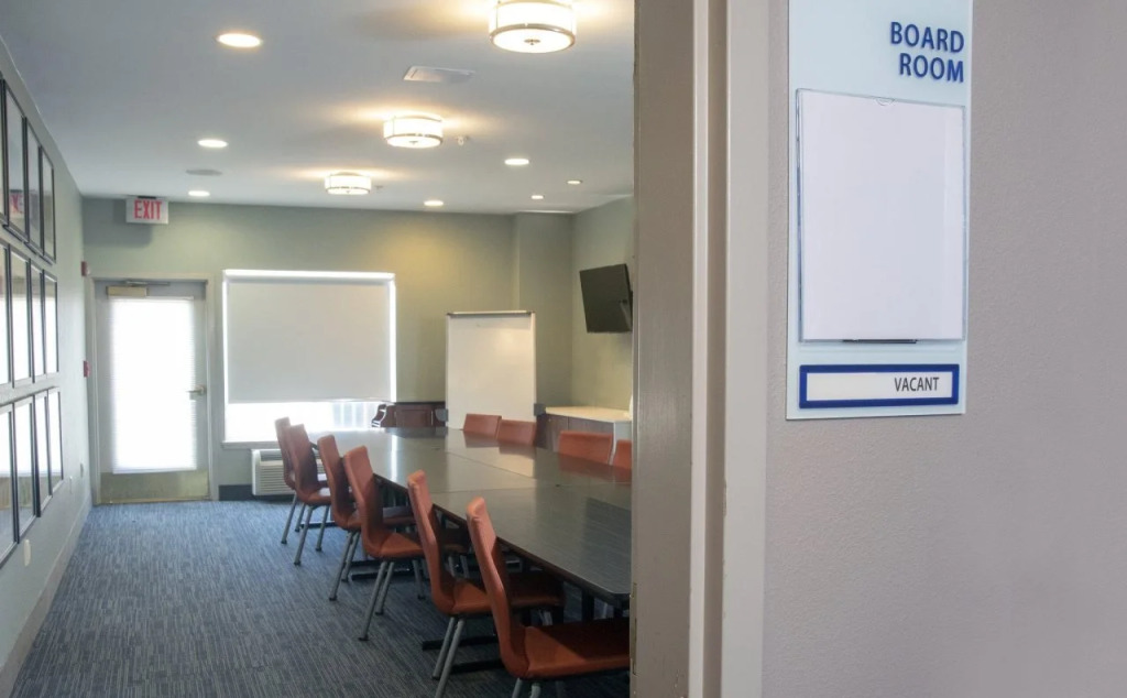 Holiday Inn Express Hotel & Suites Chester by IHG