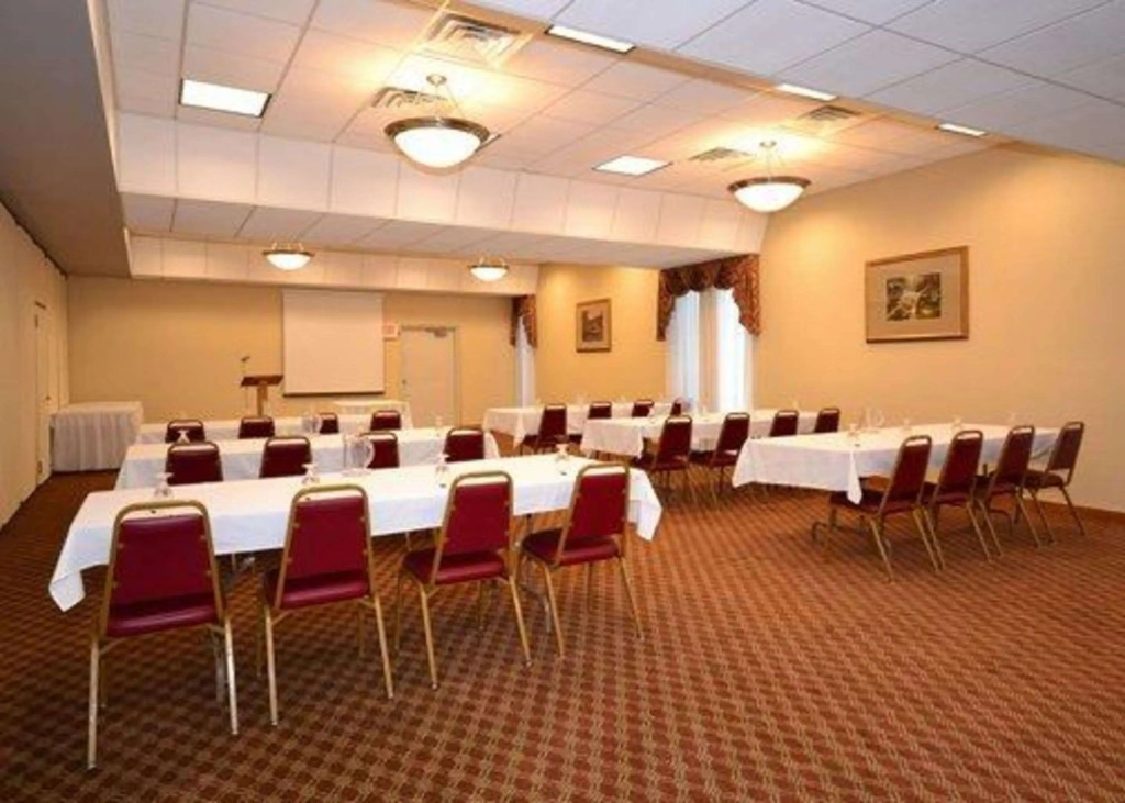 Quality Inn & Conference Center Franklin Downtown