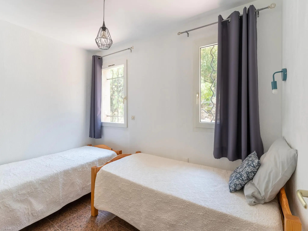Cosy holiday home in Minerve with garden