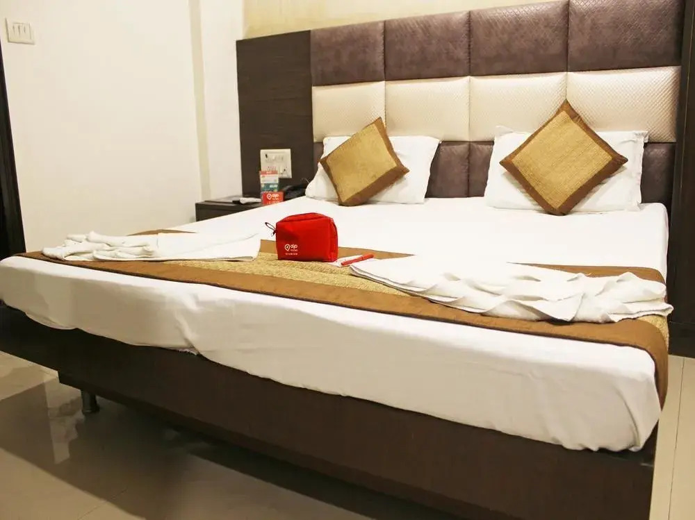 Hotel Golden Wings 2 mnts New Delhi railway station