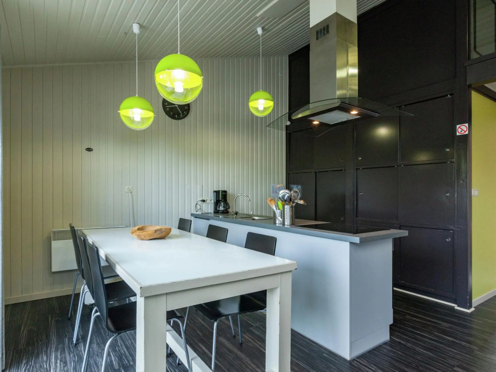 Boutique Chalet in Bullingen Near Lake