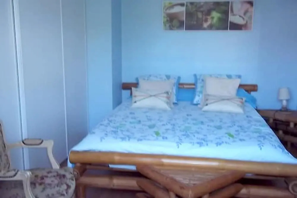 Apartment With one Bedroom in Andernos-les-bains, With Enclosed Garden - 2 km From the Beach