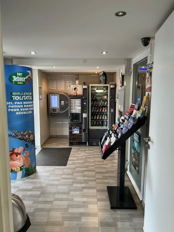 Fasthotel Roissy - Saint-Witz