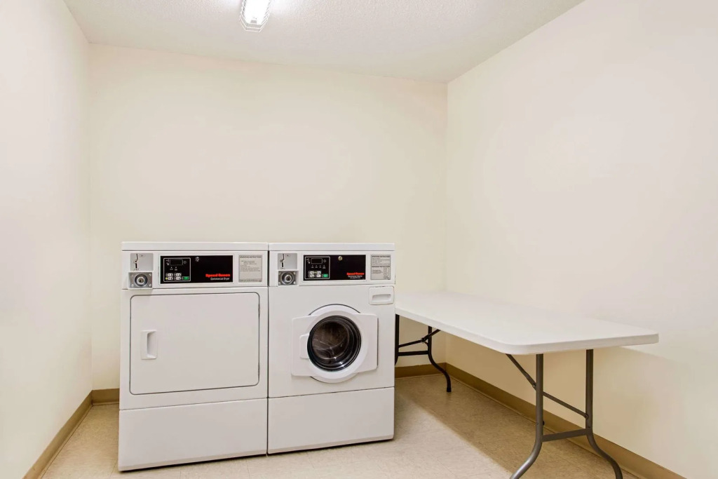 Holiday Inn Express & Suites - Mobile - I-65 by IHG