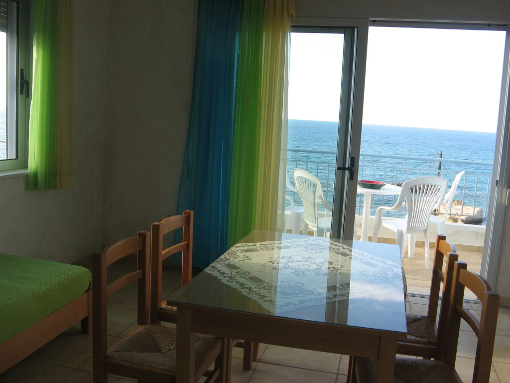 Romantica Beach