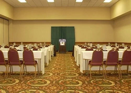 Magnuson Meridian Convention Center