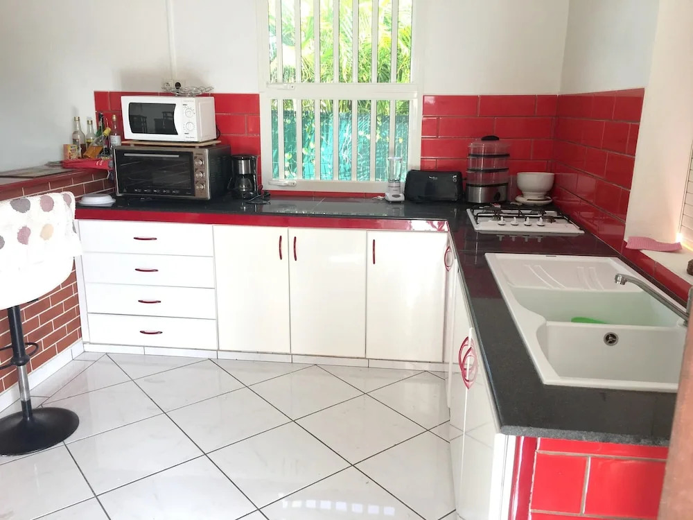 House With 2 Bedrooms in Saint-françois, With Private Pool, Enclosed G