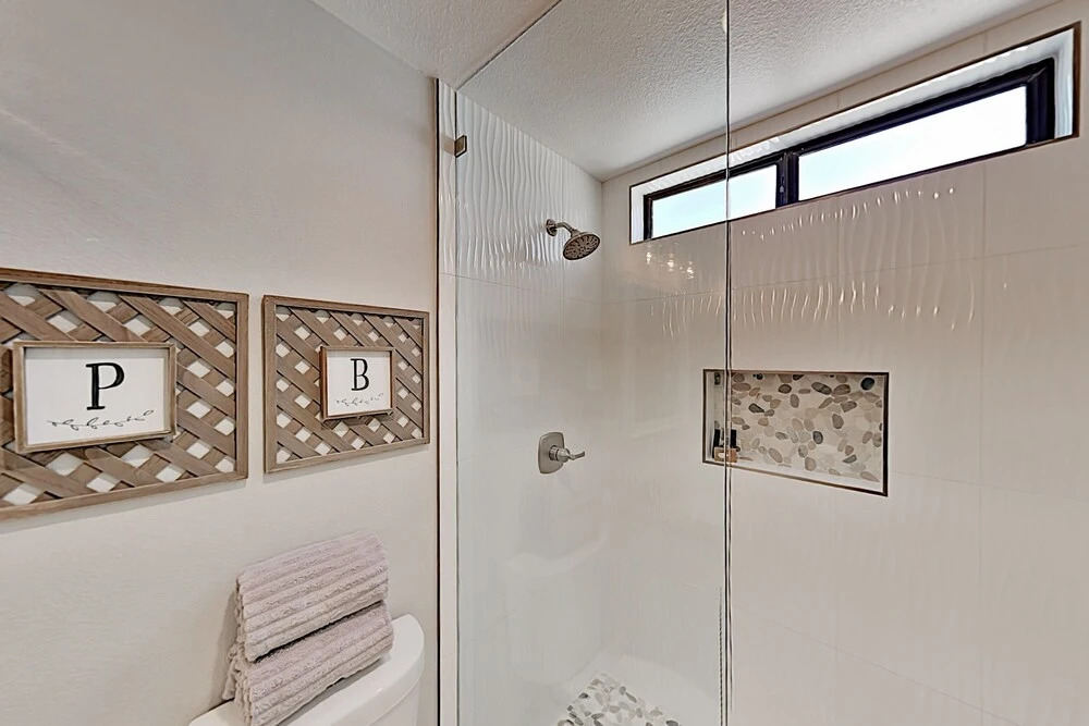 Newly Renovated 2020! 3 Bedroom Condo