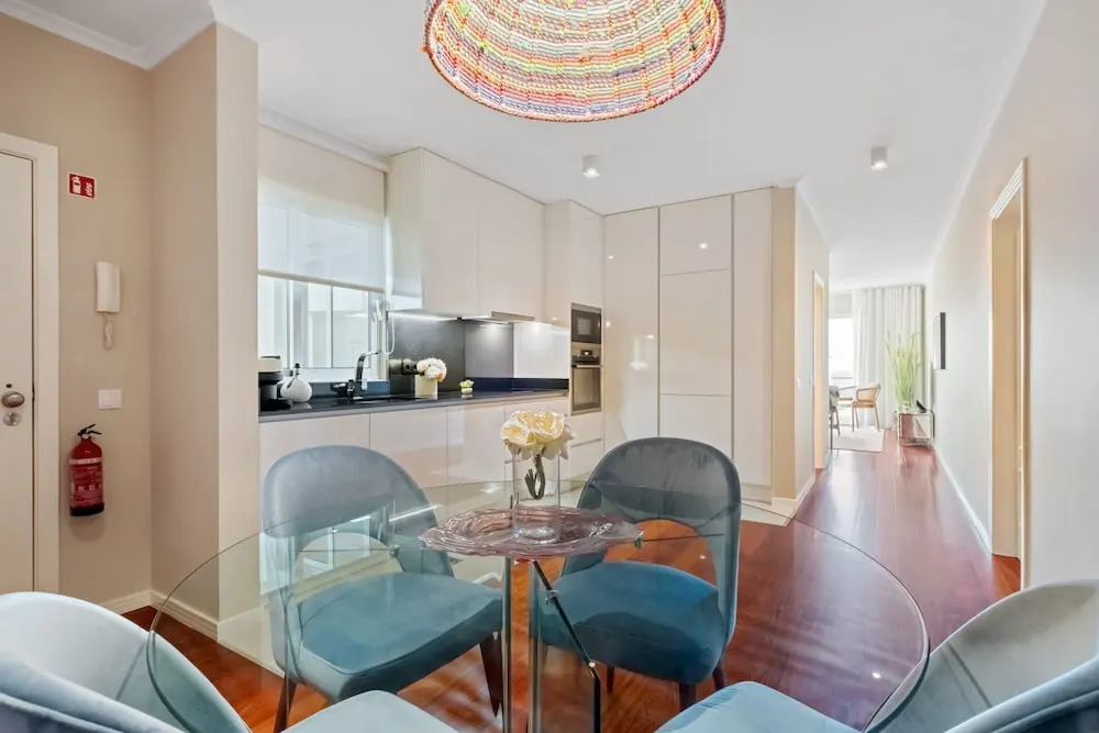 Exquisite Ocean Apartment by Homie