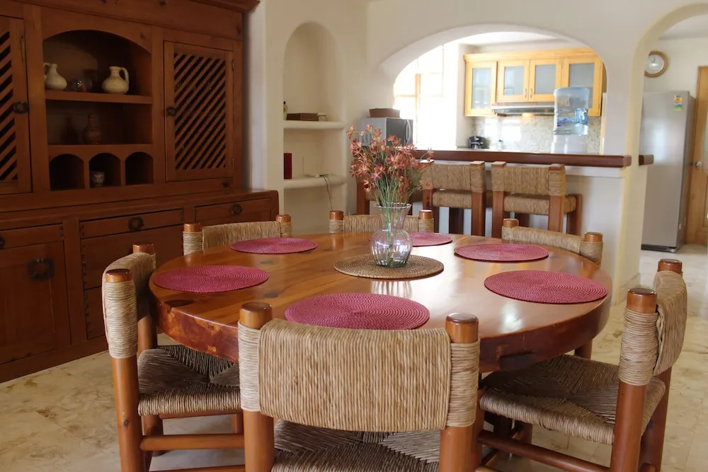 Stunning Residence 4 Bedrooms, AC, WiFi